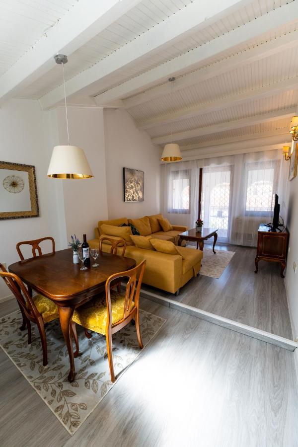 Apt Mia Apartman Zára Kültér fotó